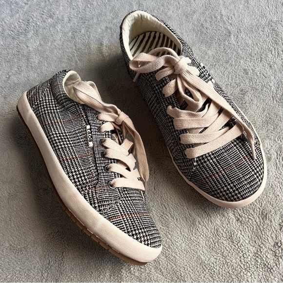 Taos Star Lace-Up Harvest Autumn Plaid Comfort Canvas Sneaker Black 6 Wide 6W - Picture 1 of 15
